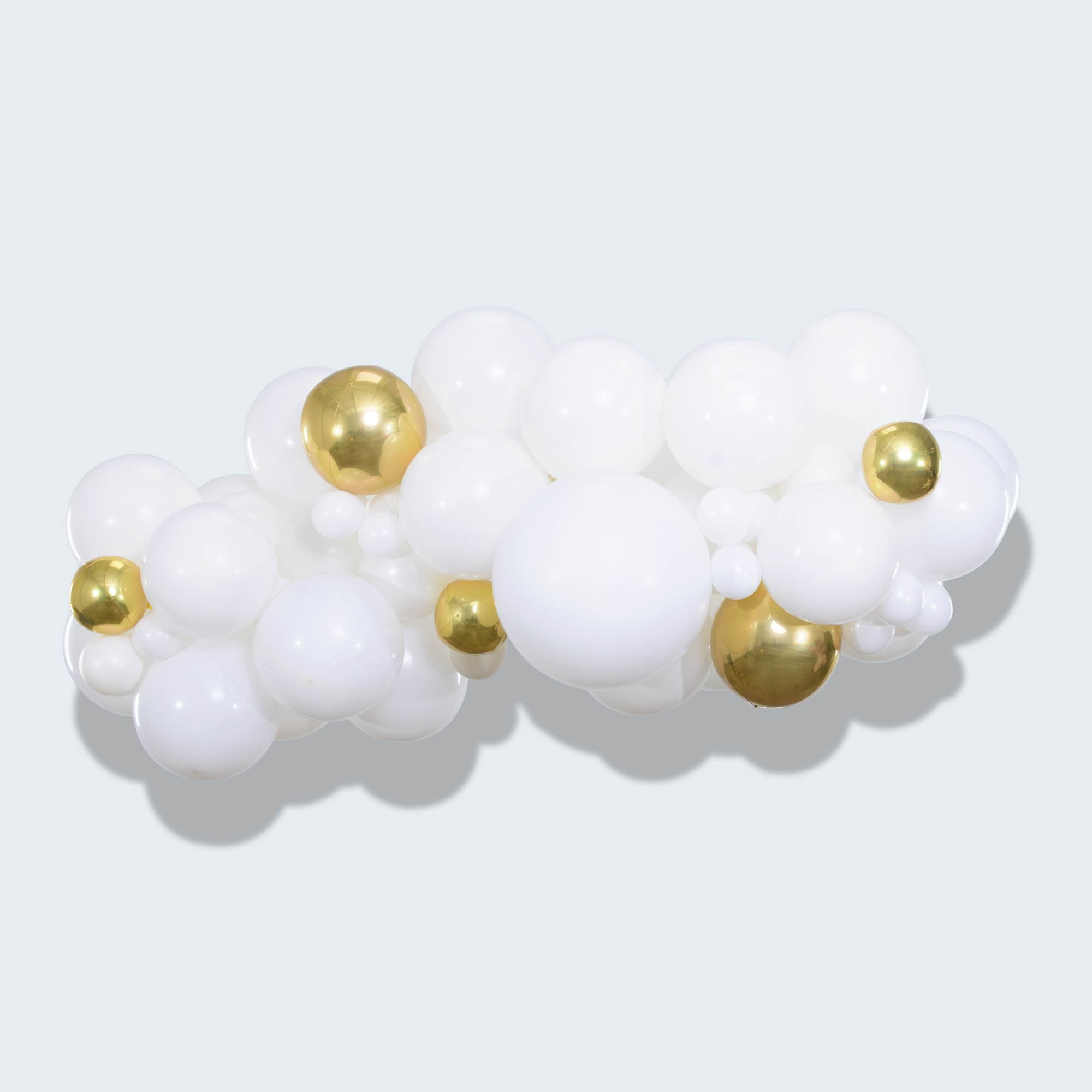 garland-bridalwhiteandgold_d64f82a4-f83e-41ed-a155-d5f875ae8a4f